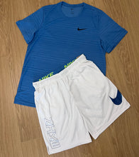 Load image into Gallery viewer, Blue Nike Dri-Fit Set
