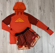 Load image into Gallery viewer, Orange Twist Nike Trail Set
