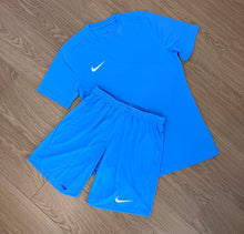Load image into Gallery viewer, Light Blue Nike Logo Set
